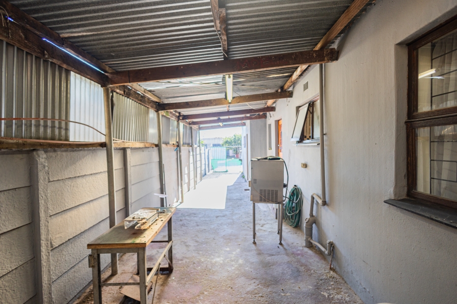 3 Bedroom Property for Sale in Silversands Western Cape